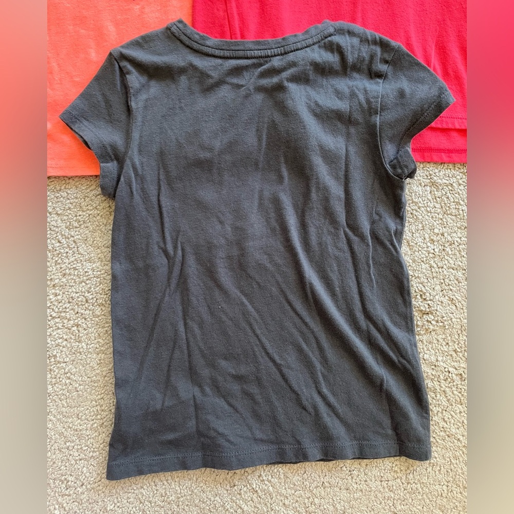 Three Girls Tops - Picture 4 of 9